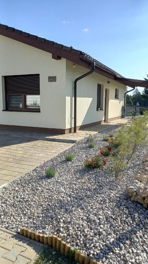 Spa Apartman Kovacova Exterior photo